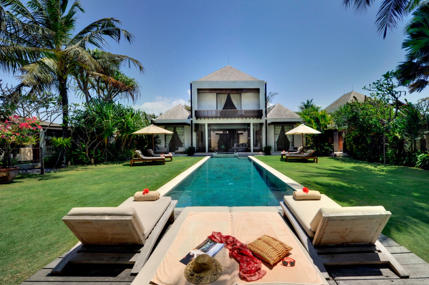 Villa Adoni in Miami