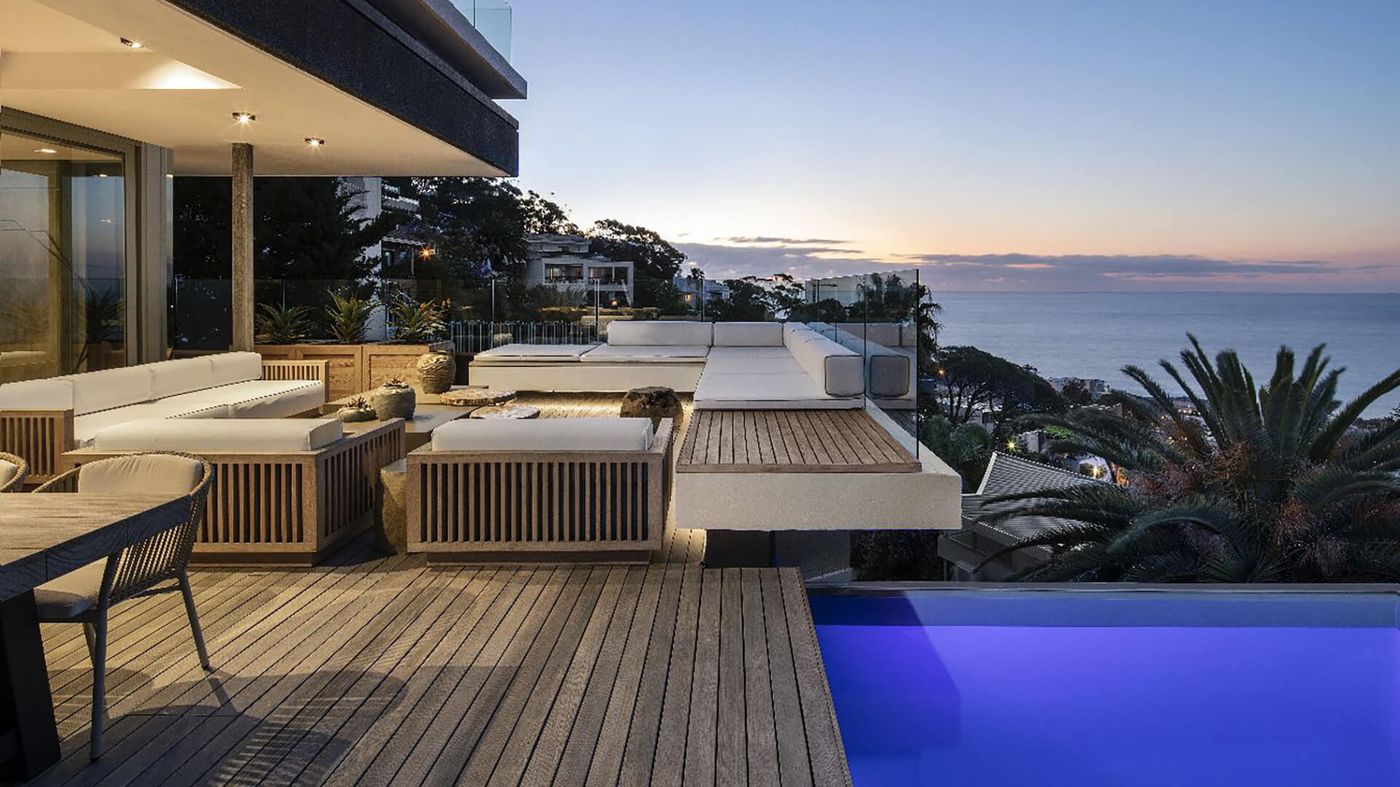 Number 6 Villa in Miami